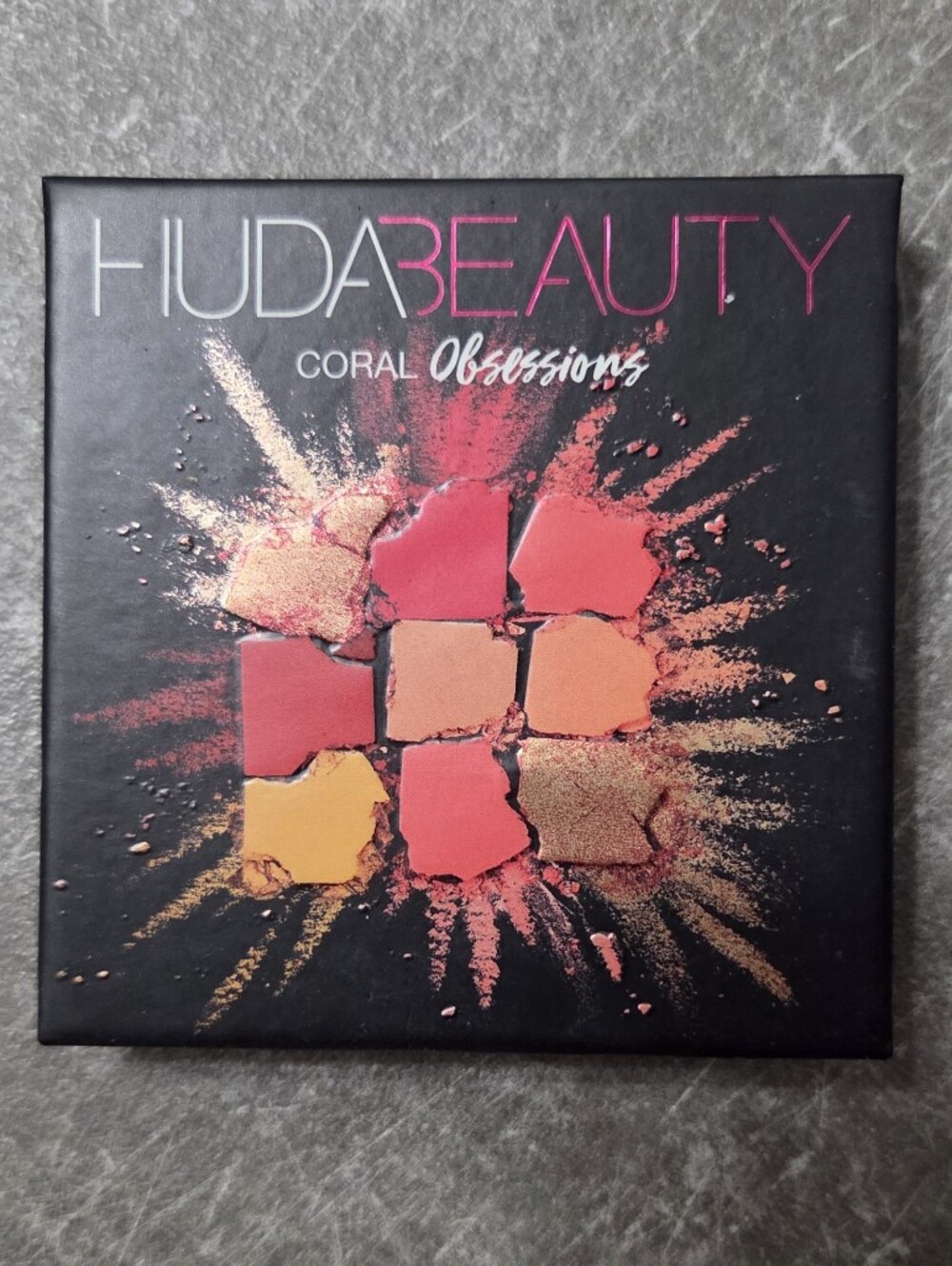HUDA BEAUTY Coral & Gold Mini Eyeshadow Palette - Pink, Orange, Yellow